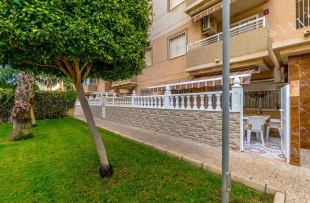 Resale - Apartment - Torrevieja - Center