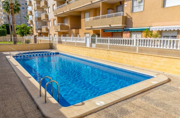Resale - Apartment - Torrevieja - Center