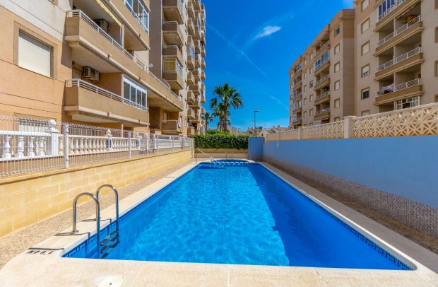 Resale - Apartment - Torrevieja - Center