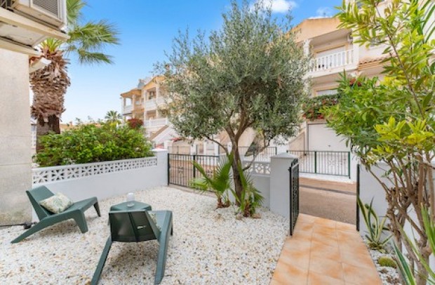 Resale - Townhouse - Villamartin - Monte Golf