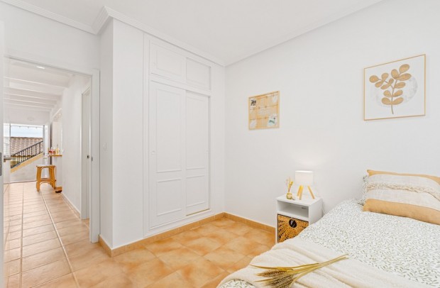 Resale - Townhouse - Villamartin - Monte Golf