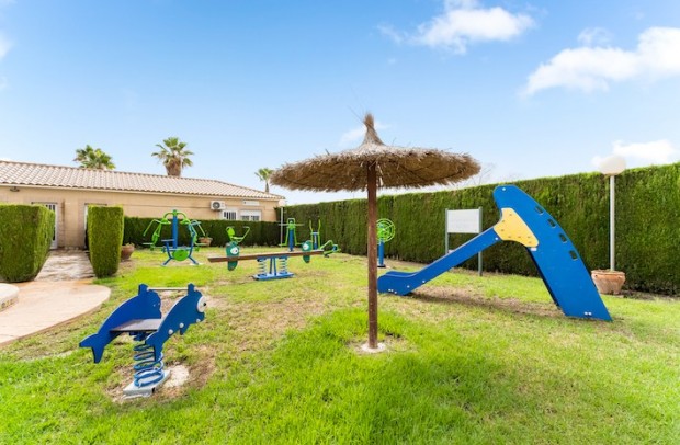 Resale - Townhouse - Villamartin - Monte Golf