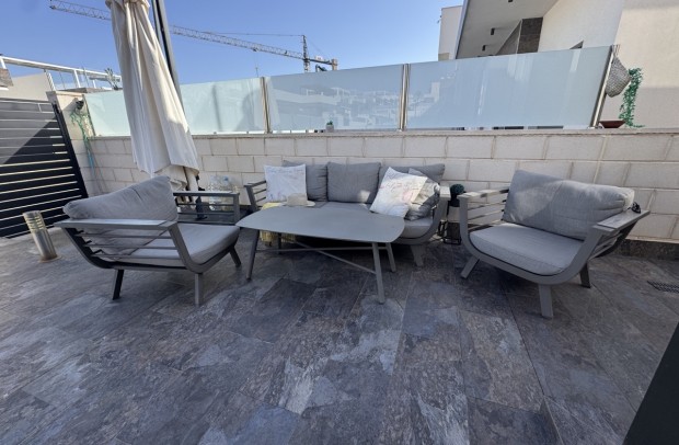 Resale - Detached House / Villa - Villamartin - Villamartín