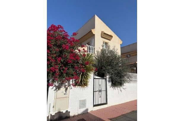 Resale - Detached House / Villa - Ciudad Quesada