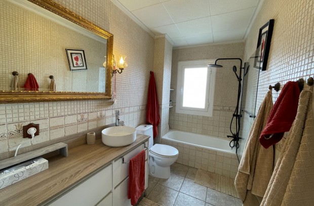 Resale - Apartment - Almoradí - centro