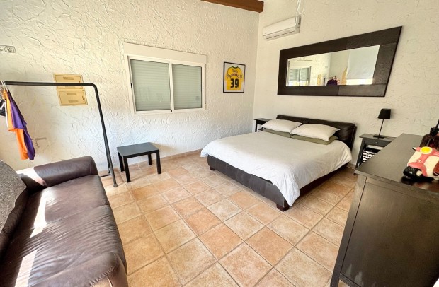 Resale - Country Property - Las Heredades