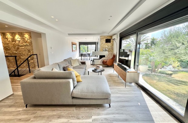 Reventa - Detached House / Villa - Ciudad Quesada