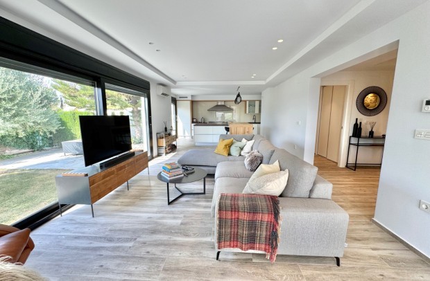 Reventa - Detached House / Villa - Ciudad Quesada