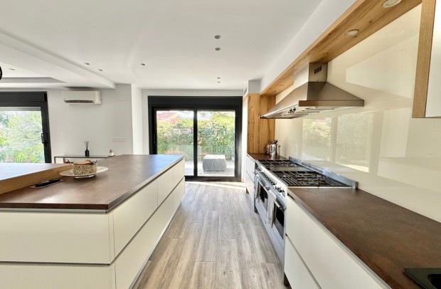 Reventa - Detached House / Villa - Ciudad Quesada