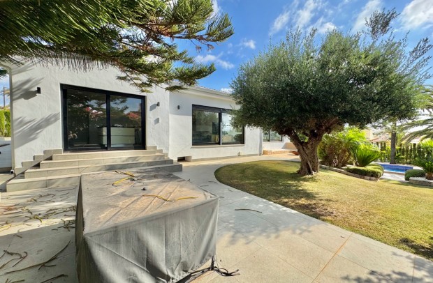 Reventa - Detached House / Villa - Ciudad Quesada