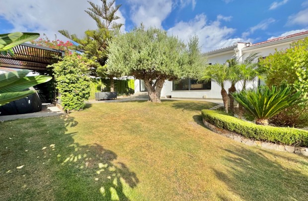 Reventa - Detached House / Villa - Ciudad Quesada