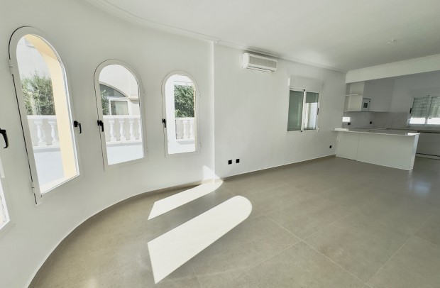 Resale - Detached House / Villa - Algorfa - Lo Crispin