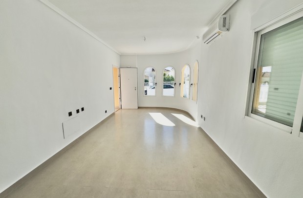 Resale - Detached House / Villa - Algorfa - Lo Crispin