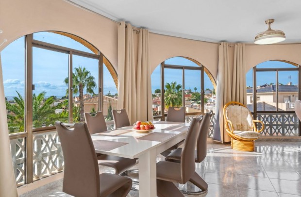 Resale - Detached House / Villa - Ciudad Quesada