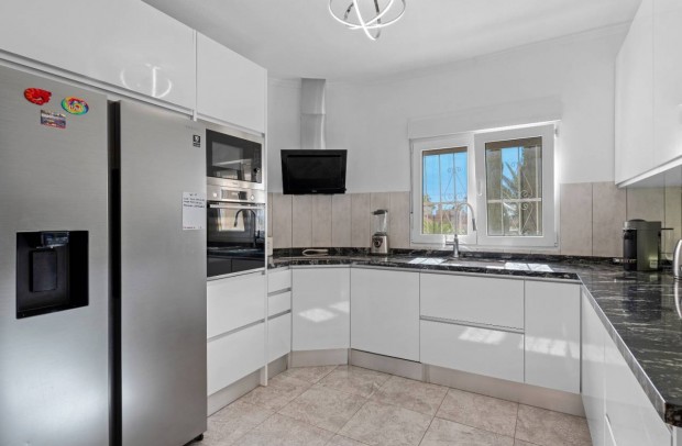 Resale - Detached House / Villa - Ciudad Quesada