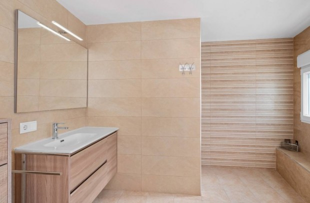 Resale - Detached House / Villa - Ciudad Quesada