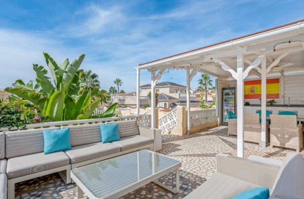 Resale - Detached House / Villa - Ciudad Quesada