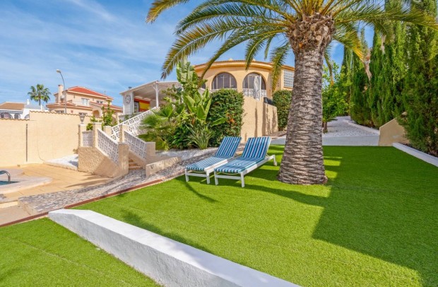 Resale - Detached House / Villa - Ciudad Quesada