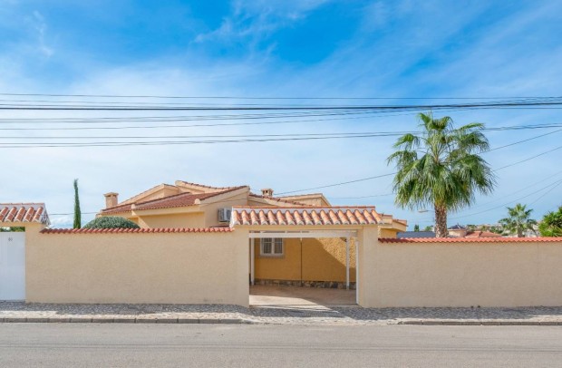 Resale - Detached House / Villa - Ciudad Quesada