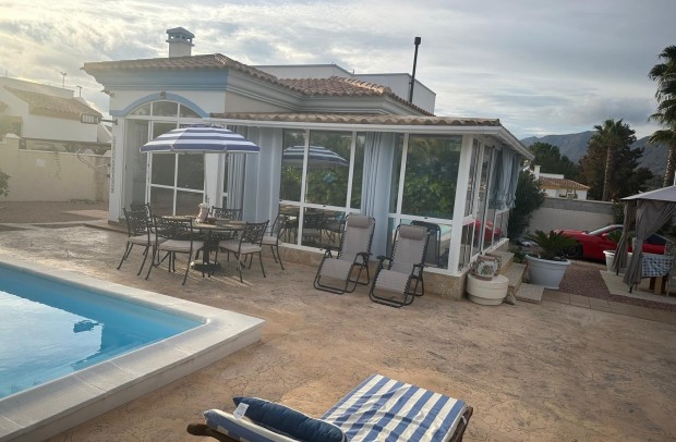 Resale - Chalet / Villa - Hondón de las Nieves - Urbaniz La Montañosa