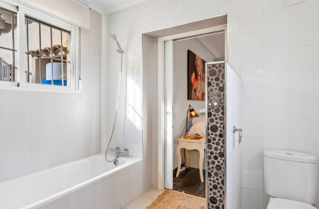 Resale - Detached House / Villa - Algorfa - Castillo de montemar