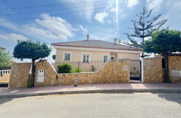 Revente - Detached House / Villa - San Miguel de Salinas