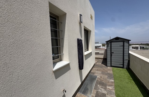 Reventa - Detached House / Villa - Villamartin - Villamartín