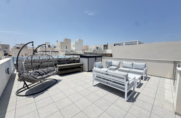 Reventa - Detached House / Villa - Villamartin - Villamartín