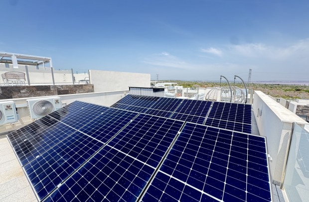 Reventa - Detached House / Villa - Villamartin - Villamartín