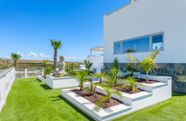 Revente - Detached House / Villa - Torremendo