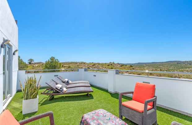 Revente - Detached House / Villa - Torremendo