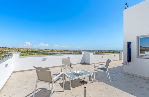 Revente - Detached House / Villa - Torremendo