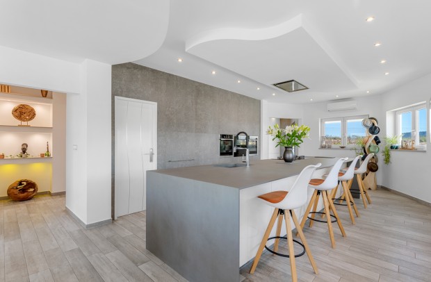 Revente - Detached House / Villa - Torremendo