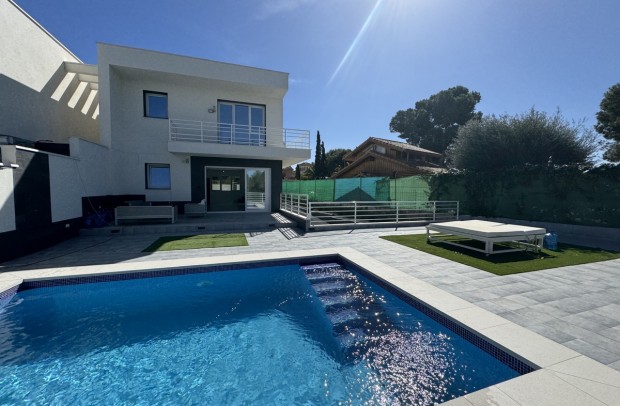 Reventa - Detached House / Villa - Los Balcones