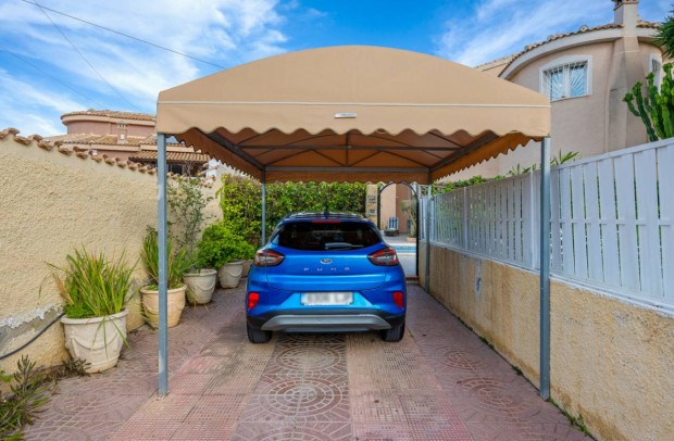 Resale - Detached House / Villa - Ciudad Quesada