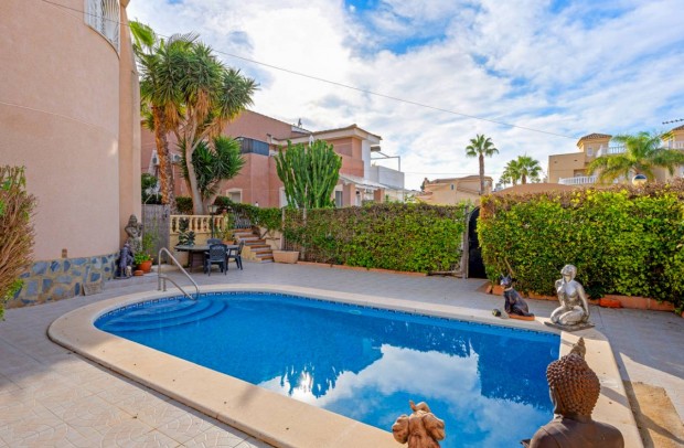 Resale - Detached House / Villa - Ciudad Quesada