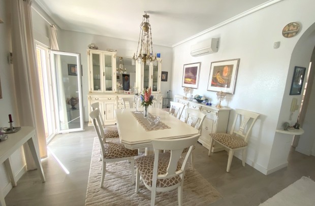 Resale - Villa Detached - Ciudad Quesada