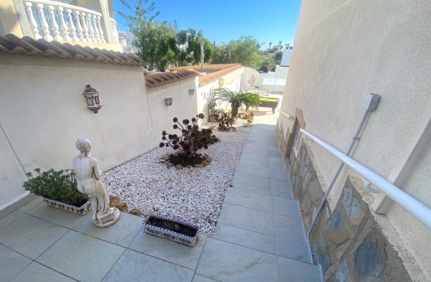 Resale - Villa Detached - Ciudad Quesada