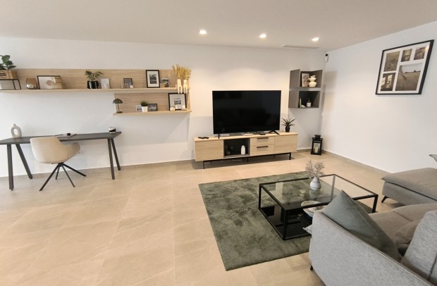 Revente - Semi-Detached - Algorfa