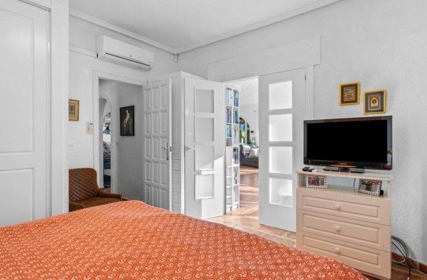 Resale - Detached House / Villa - Ciudad Quesada