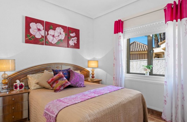 Resale - Detached House / Villa - Ciudad Quesada