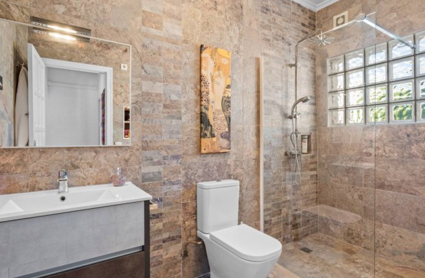 Resale - Detached House / Villa - Ciudad Quesada