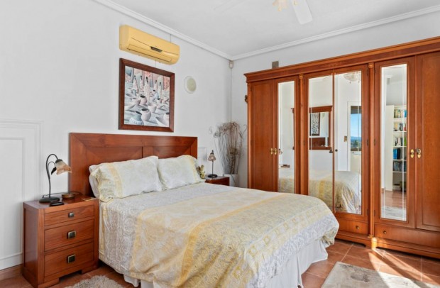 Resale - Detached House / Villa - Ciudad Quesada