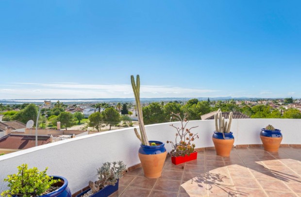 Resale - Detached House / Villa - Ciudad Quesada