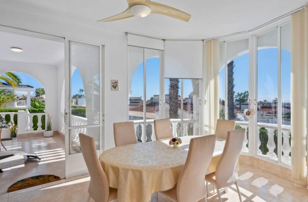 Revente - Detached House / Villa - Ciudad Quesada