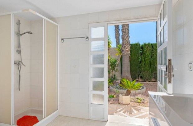 Revente - Detached House / Villa - Ciudad Quesada