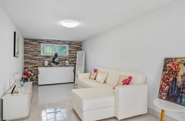 Revente - Detached House / Villa - Ciudad Quesada