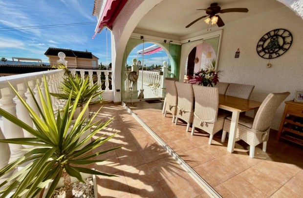 Revente - Detached House / Villa - Ciudad Quesada
