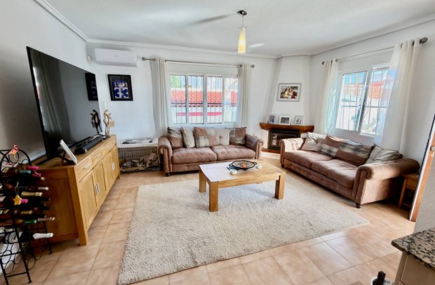 Revente - Detached House / Villa - Ciudad Quesada