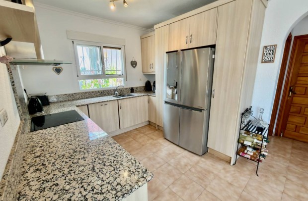 Revente - Detached House / Villa - Ciudad Quesada